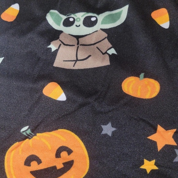Star Wars baby yoda halloween pajama set of drawstring shorts and tshirt size M - Picture 4 of 7